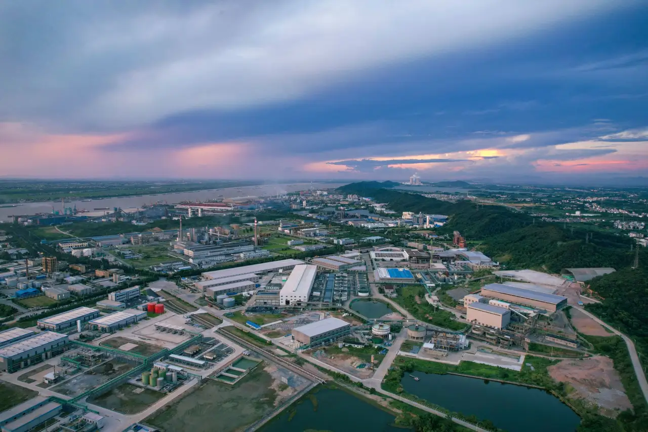 上海霆翔圣科技OA系统部署方案：从流程审批到档案管理的落地实践