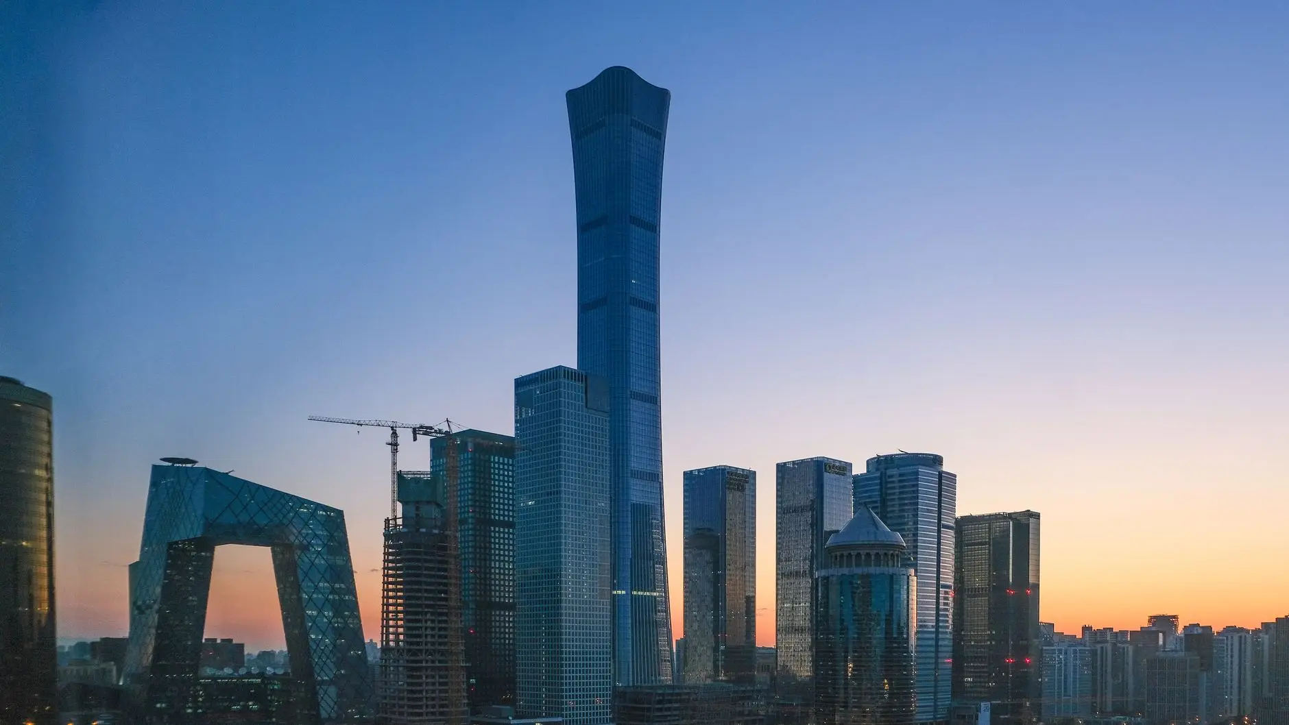 上海中小企业OA系统选型指南：功能与成本平衡分析