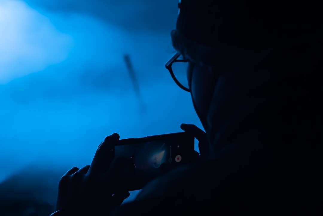 上海霆翔圣科技企业管理系统与OA办公系统功能对比分析