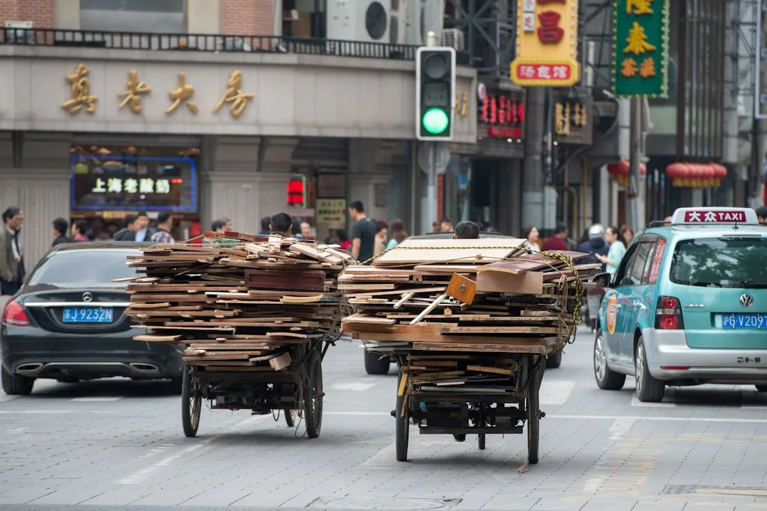 上海中小企业OA系统选型指南：功能与成本对比分析